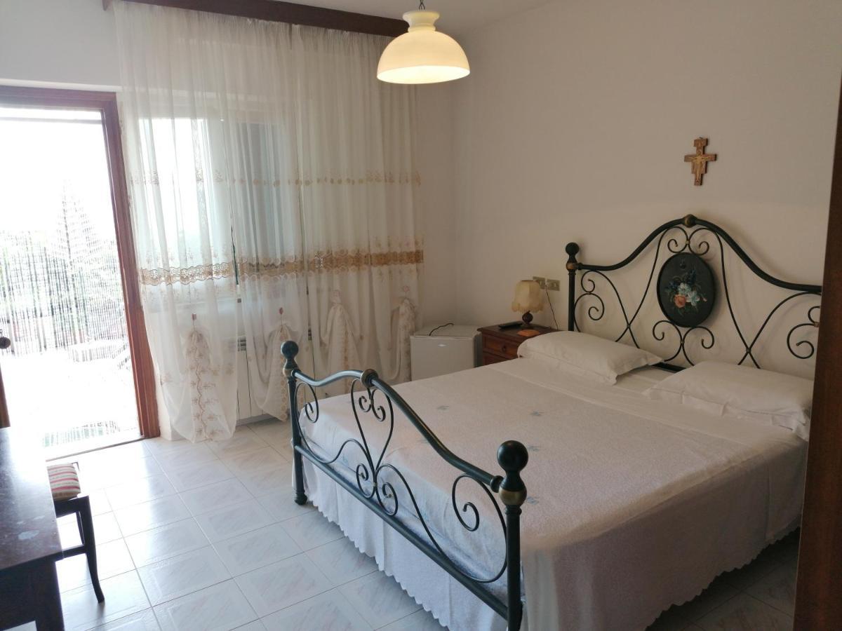 Camere Da Anna Maria Asís Habitación foto
